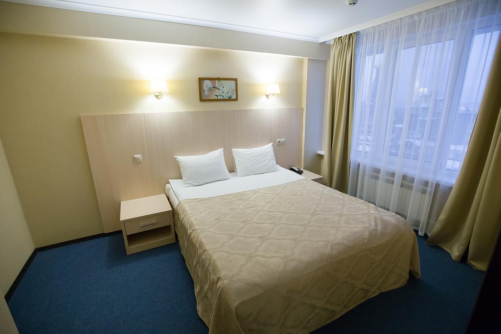 Bryansk Hotel Ngoại thất bức ảnh